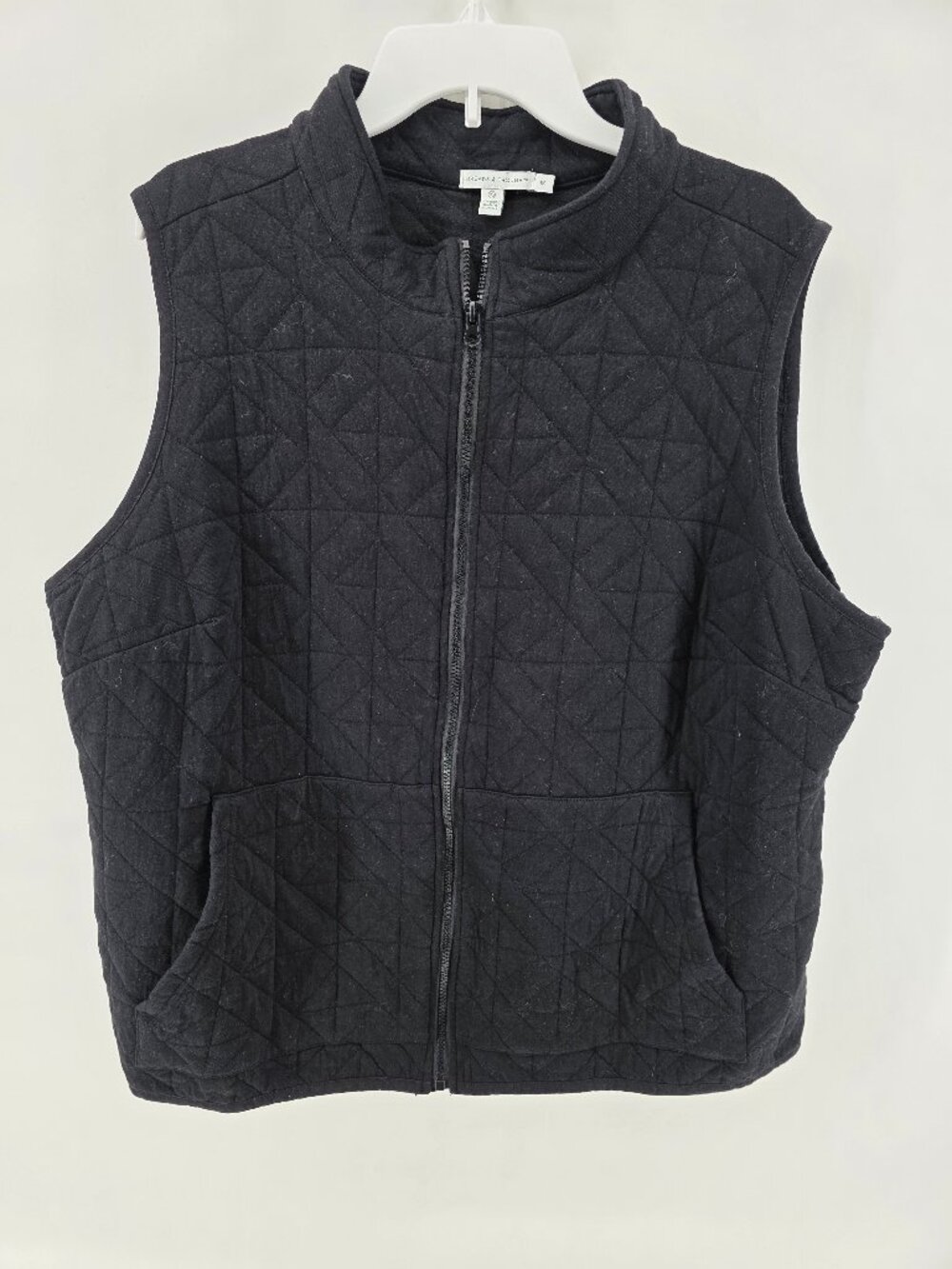 Threads for Thought Black Quilted Vest‎ – Size 1X – Full Zip